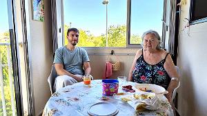 2024 07 22 CAP D AGDE 2 - QUENTIN ET GRANDS PARENTS (1)